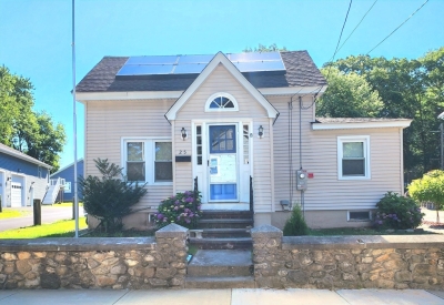 25 Eddy Street, Webster, MA