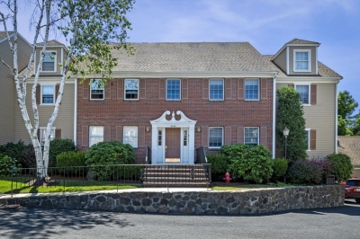 55 Weatherly Drive, Salem, MA