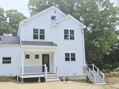 21 High Street, Medway, MA