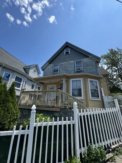 54 Allen Avenue, Lynn, MA