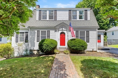 51 Governor Long Road, Hingham, MA