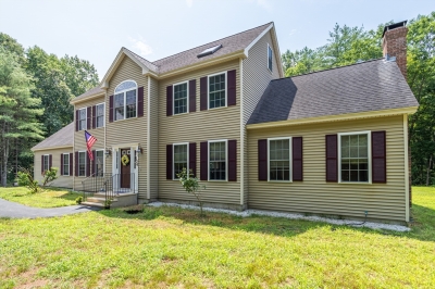 136 River Road, Pepperell, MA