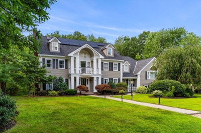 4 Fairway Drive, Andover, MA