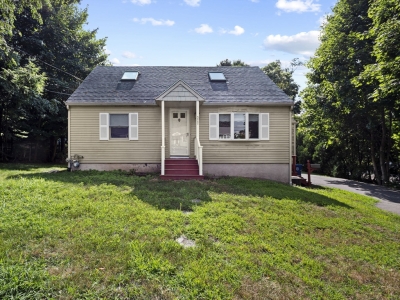 322 Maple Street, Danvers, MA