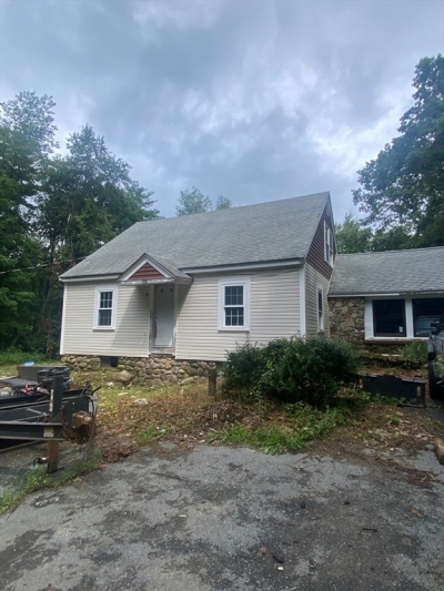 299 Sheldon Road, Fitchburg, MA