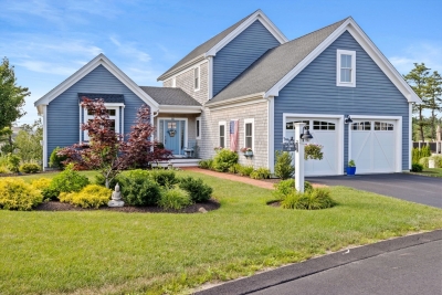 16 Water Lily Drive, Plymouth, MA