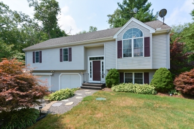 146 Oak Street, Norton, MA