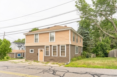 1381 Cohannet Street, Taunton, MA