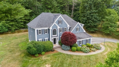 26 Olde Coach Road, North Reading, MA