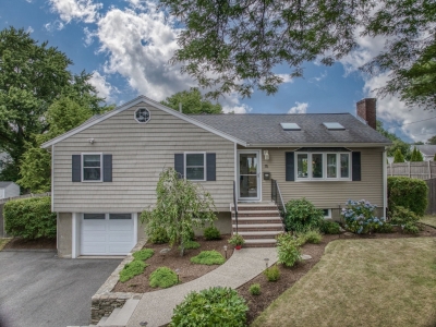 15 Margaret Road, Stoneham, MA