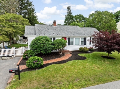 10 Bayberry Road, Bourne, MA