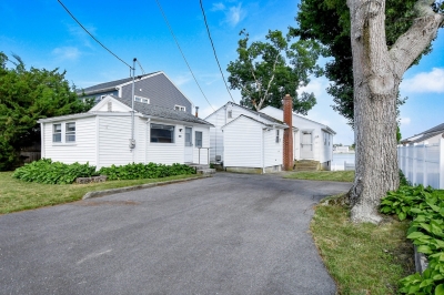 25 Broadmarsh Avenue, Wareham, MA