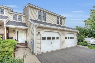 27 Green Briar Road, Fitchburg, MA