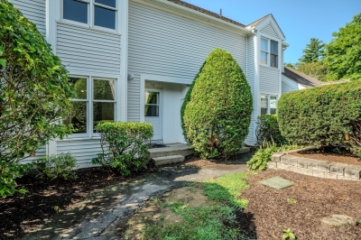 10 Salem Pl, Amherst, MA