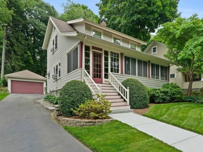 60 Glendale Road, Quincy, MA