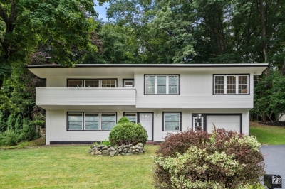 28 Thornberry Road, Winchester, MA