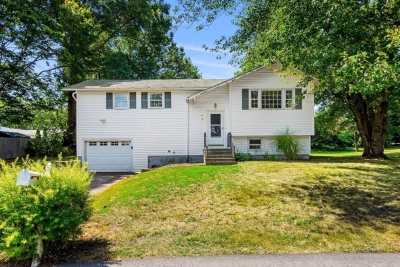 25 Yale Drive, Milford, MA