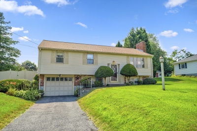 9 Muriel Lane, Milford, MA