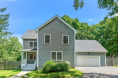 114 Eastern Avenue, Woburn, MA