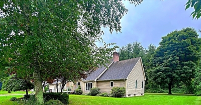 42 Mockingbird Lane, Westfield, MA