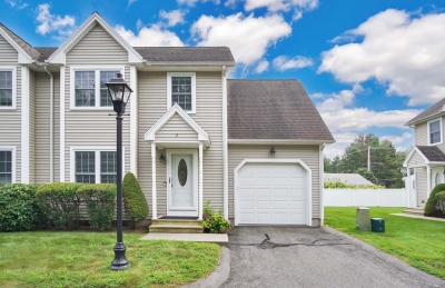 3 Olde Plains Hollow, South Hadley, MA