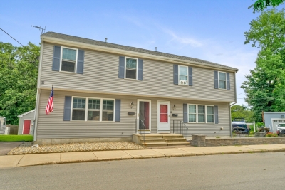 4 Farnum Street, Blackstone, MA