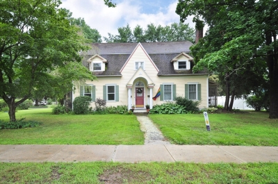 78 Western Avenue, Westfield, MA