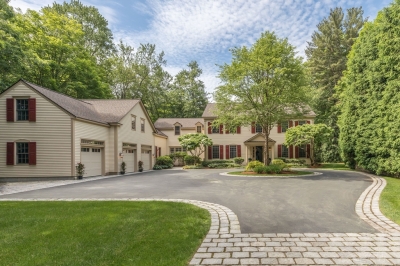 4 Prescott Lane, Weston, MA