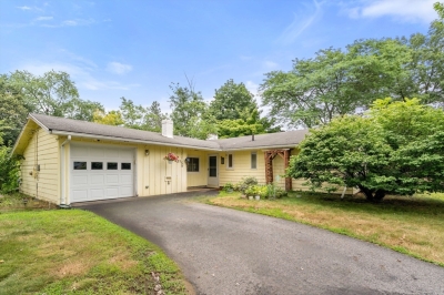 21 Bradford, Natick, MA