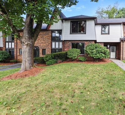 14 Cobblestone Lane, Worcester, MA