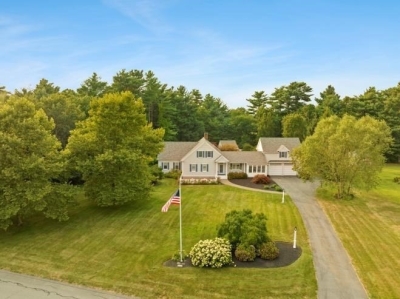 28 Johnson Drive, Lakeville, MA