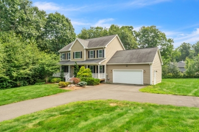 65 Pondview Circle, Belchertown, MA