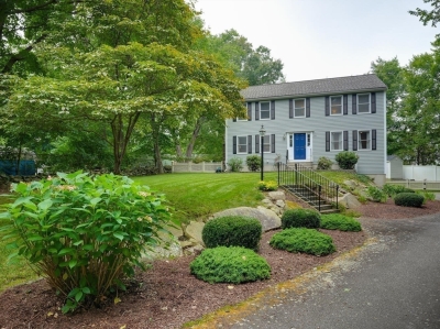 388 Village, Medway, MA