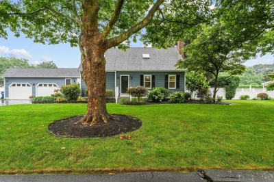 30 Brookside Court, Seekonk, MA