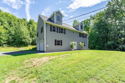 14 W Ware Road, Palmer, MA