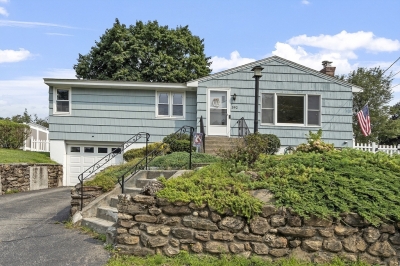 392 Oak Street, Shrewsbury, MA