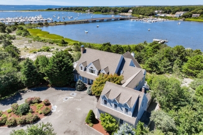 35 Green Meadow Lane, Falmouth, MA