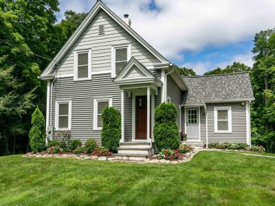 509 Mendon Road, Sutton, MA