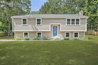 37 Montgomery Drive, Plymouth, MA