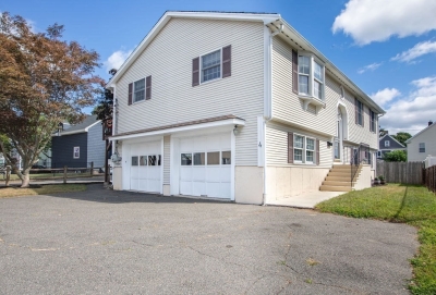 4 Clement Avenue, Peabody, MA