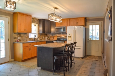 25 Debbie Drive, Leominster, MA