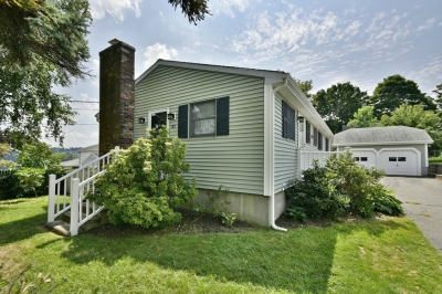 33 Westhill Avenue, Somerset, MA