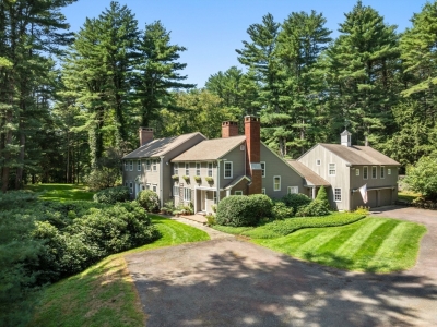 21 Topsfield Road, Boxford, MA