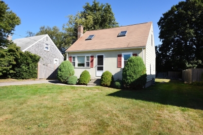 90 Colonial Road, Marshfield, MA