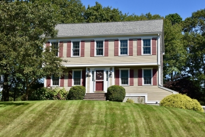 49 Nonantum Road, Plymouth, MA