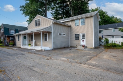 31 Pine Grove Avenue, Leominster, MA