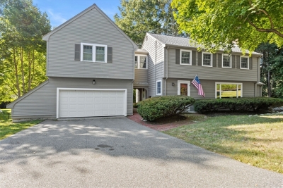 25 Independence Lane, Hingham, MA