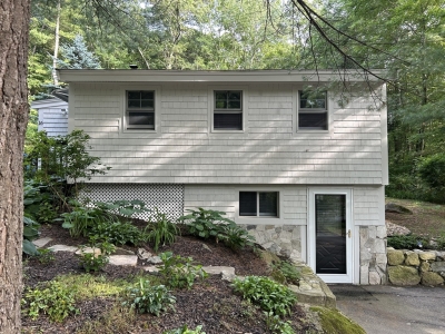 16 Yale Road, Hopkinton, MA