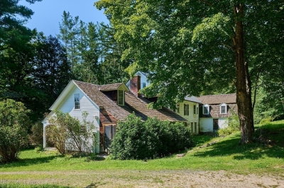 1859 Rt 2, Charlemont, MA