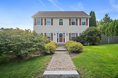 12 Sylvanus Wood Lane, Woburn, MA